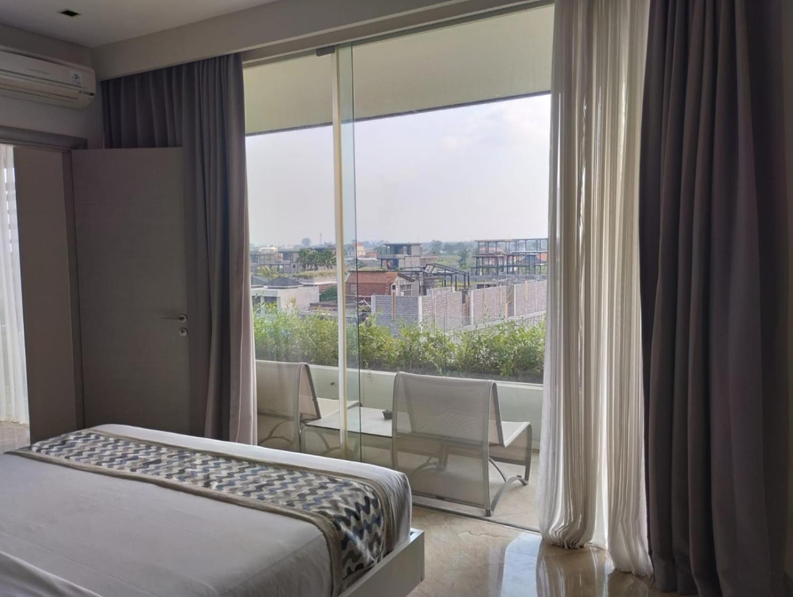 Aparthotel The Double View Mansions Bali Canggu Exterior foto